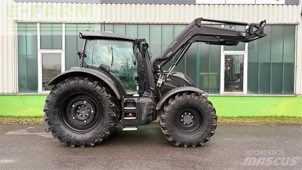 Valtra n155ed Traktory