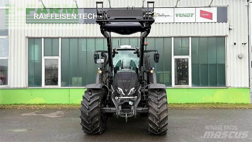 Valtra n155ed Traktory