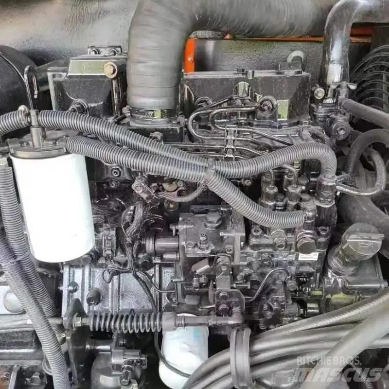 Doosan DX75-9C Pásové rýpadlá