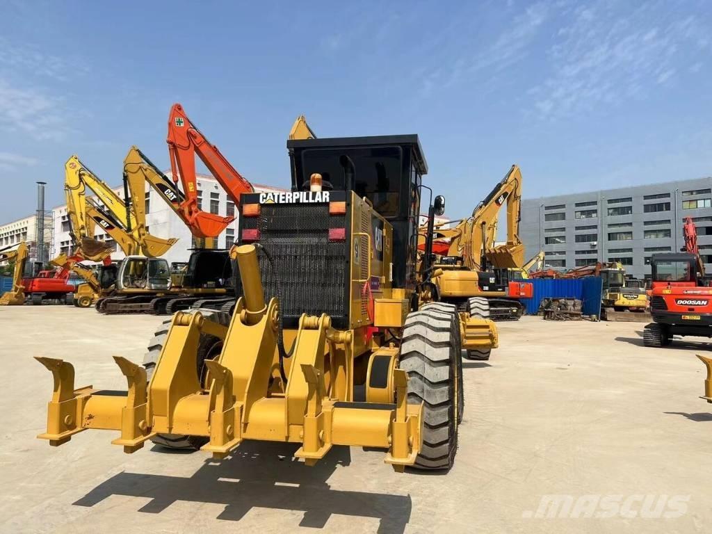 CAT 140 K Grejdery