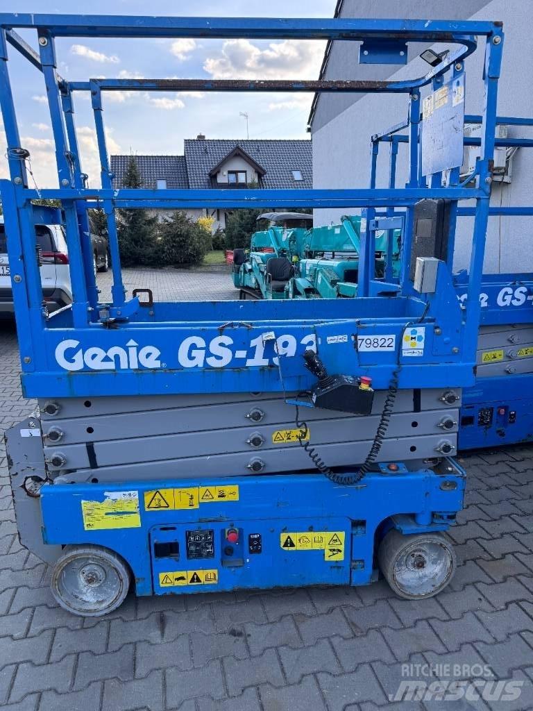 Genie GS 1930 Nožnicové zdvíhacie plošiny