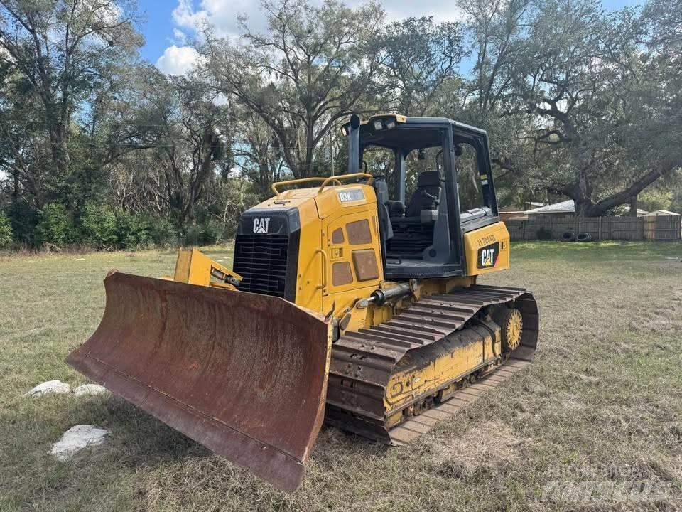 CAT D 3 K 2 LGP Pásové dozéry