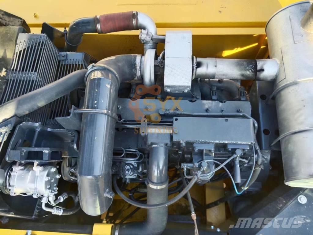 Komatsu PC 300-7 Pásové rýpadlá