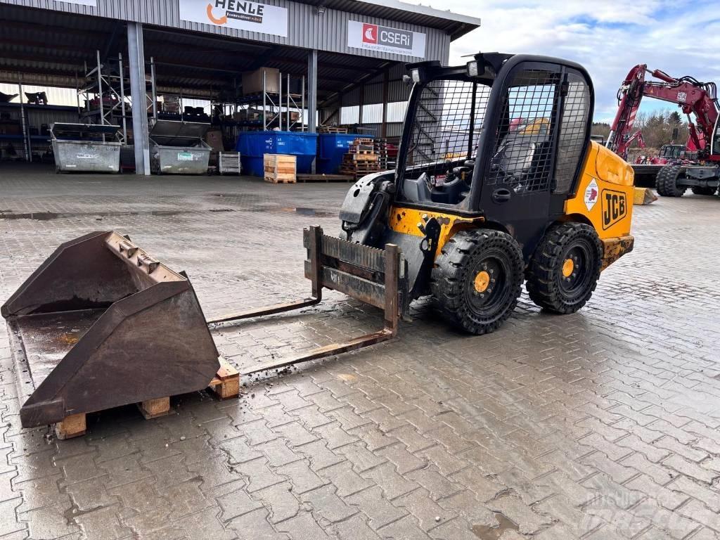 JCB 170 Šmykom riadené nakladače