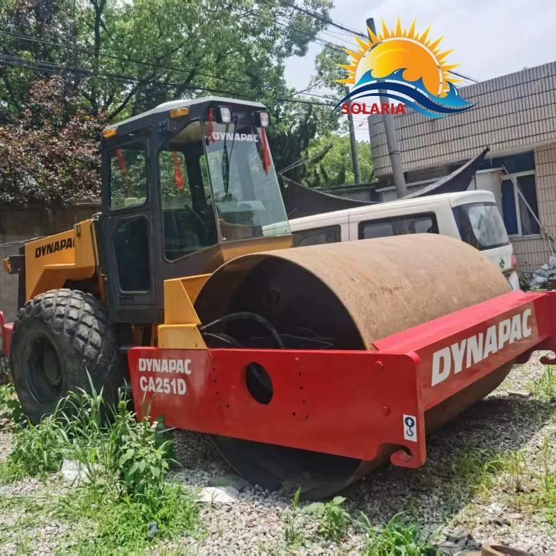 Dynapac ca251d Ťahačové valce