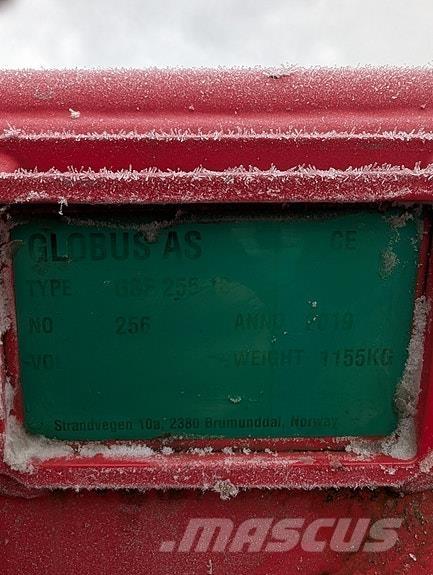  255-18 Snehové frézy