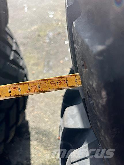  540/65R30 Ďalšie cestné a snežné stroje