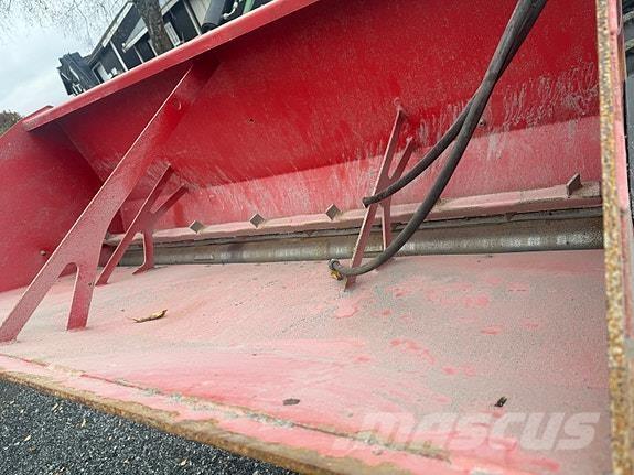  Ålø 230 SC Ďalšie cestné a snežné stroje