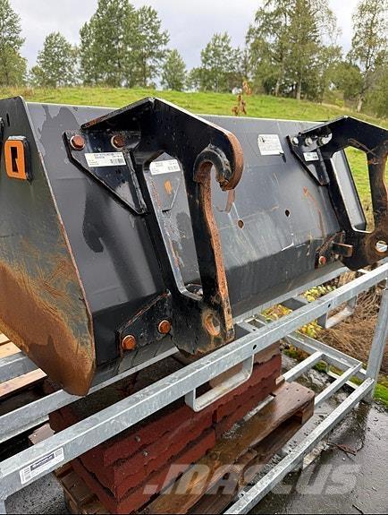  Ålø Quicke GS+ 140 Prívesy na všeobecné použitie