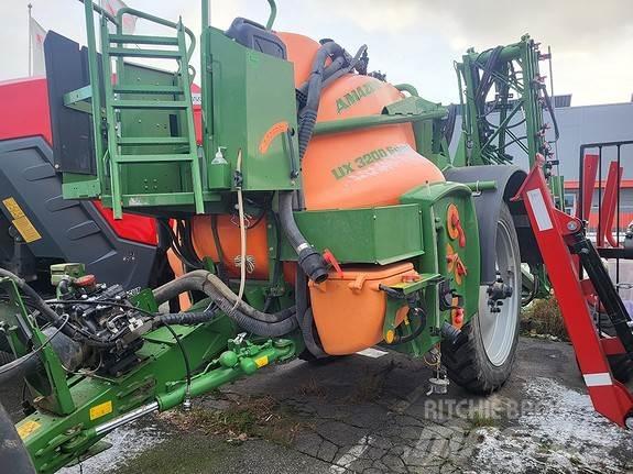 Amazone UX3200 Samohybné postrekovače