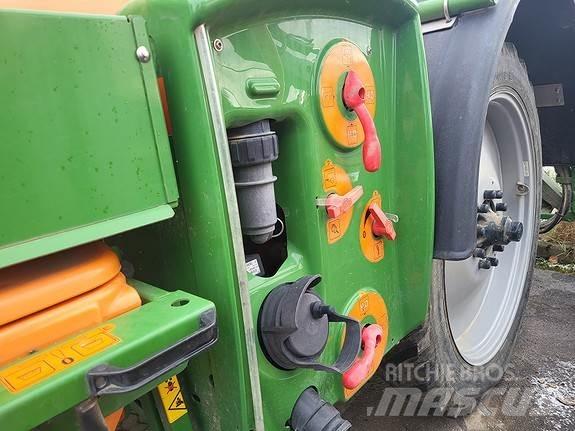 Amazone UX3200 Samohybné postrekovače