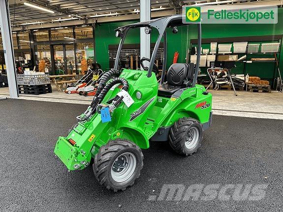 Avant 520 Šmykom riadené nakladače