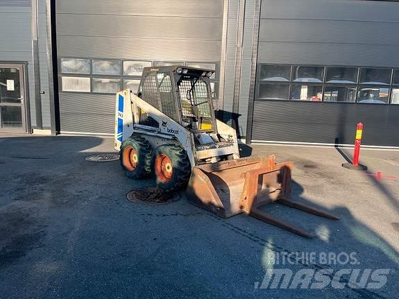 Bobcat 743 Šmykom riadené nakladače