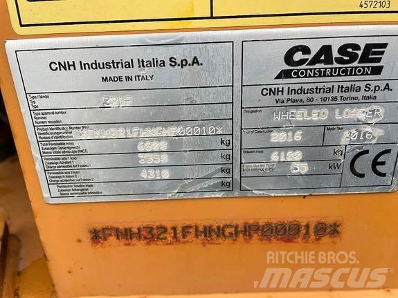 CASE 321f Kolesové nakladače