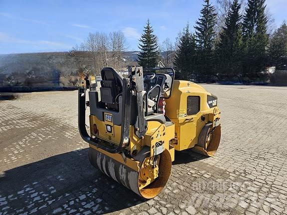 CAT CB24B Finišéry