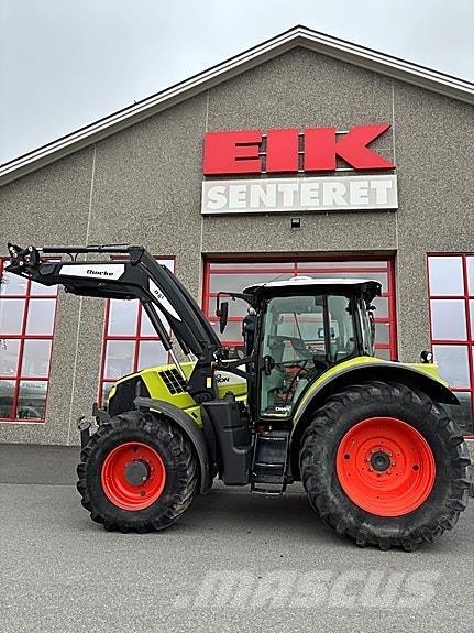CLAAS Arion 640 Traktory