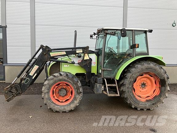 CLAAS Celtis 446 Traktory