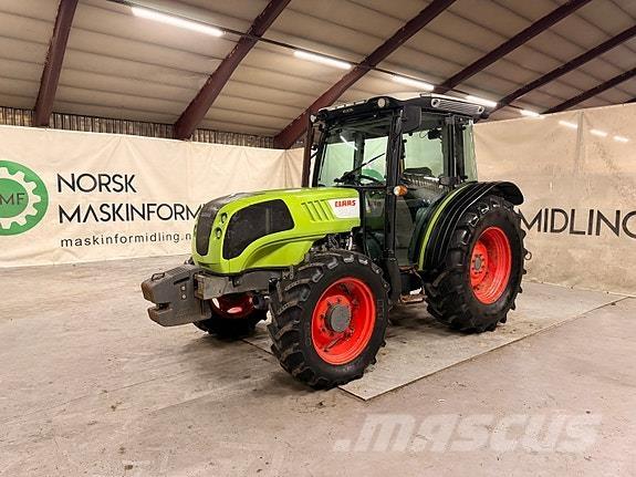 CLAAS Elios 220 Traktory