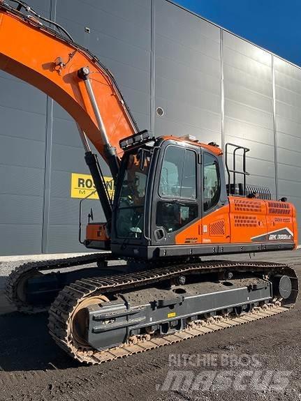 Doosan DX 300 LC-7 Pásové rýpadlá