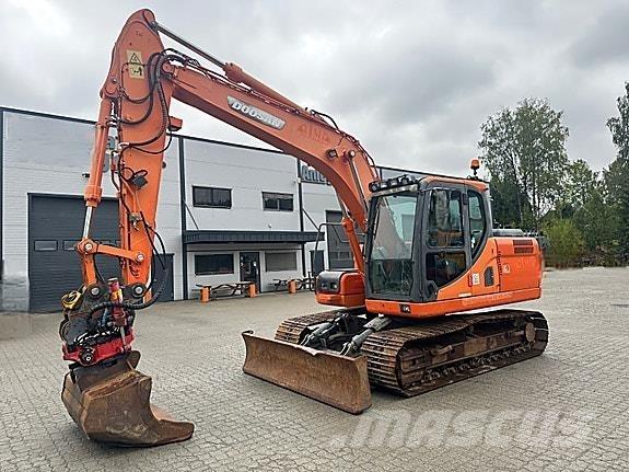 Doosan DX140LC Pásové rýpadlá