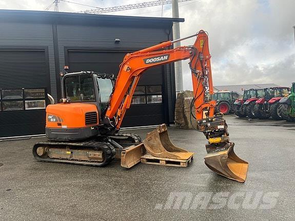 Doosan DX63-3 Mini rýpadlá < 7t