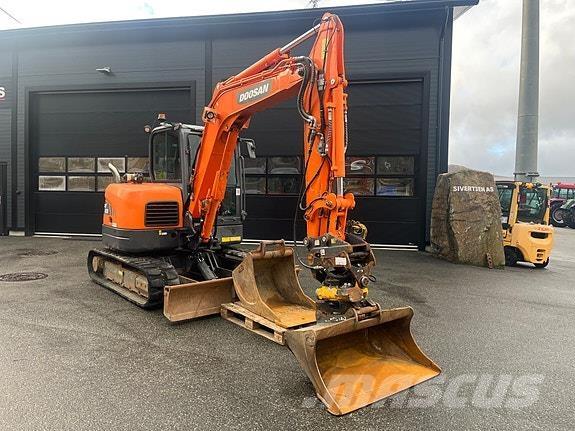 Doosan DX63-3 Mini rýpadlá < 7t