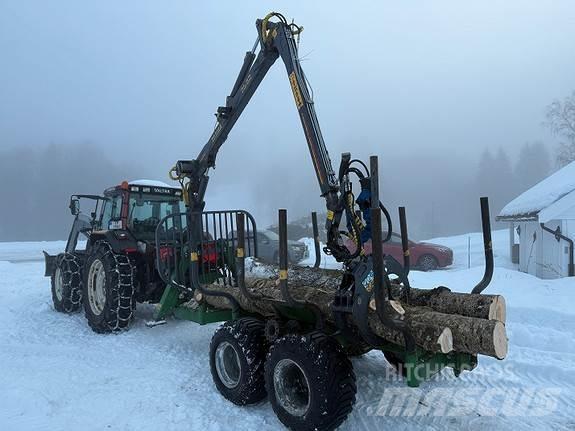 Farma T10F 4WD Lesníctvo - ostatné