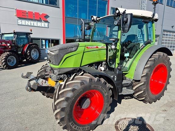 Fendt 211 Traktory