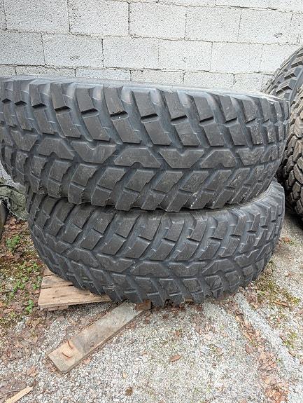  Fendt. 700 serie Pneumatiky, kolesá a ráfiky