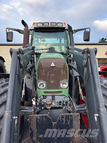 Fendt 716 Vario Traktory