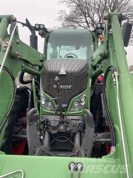 Fendt 718 Traktory