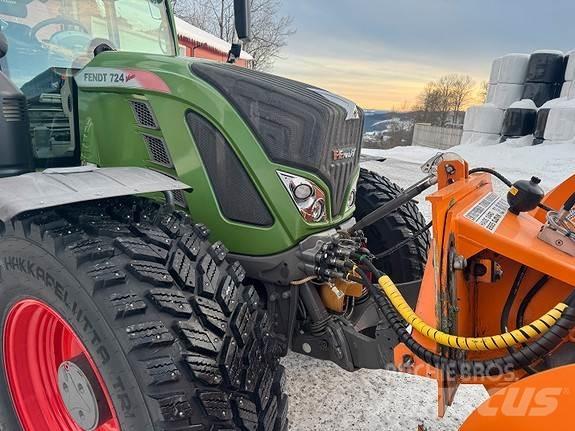 Fendt 724 Traktory