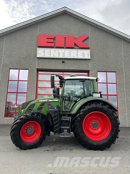 Fendt 724 VARIO Traktory