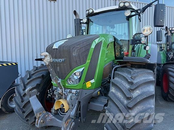 Fendt 828 Vario Traktory