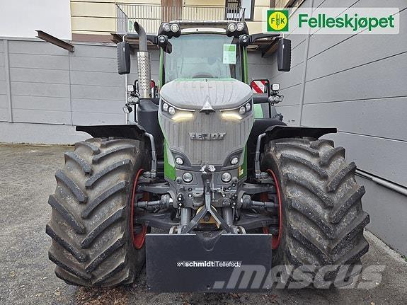 Fendt 942 VARIO Traktory