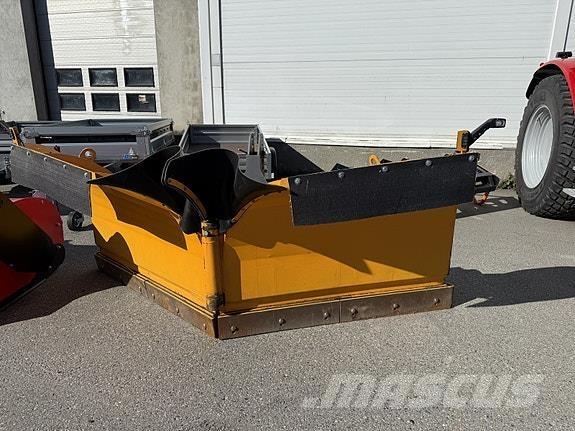 Gigant HSV-320 Ďalšie cestné a snežné stroje