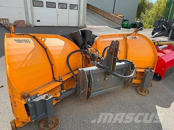 Gigant HSV-320 Ďalšie cestné a snežné stroje