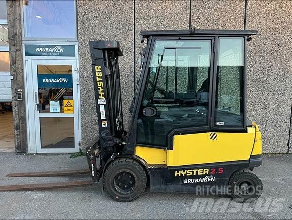 Hyster J2,5XN Dieselové vozíky