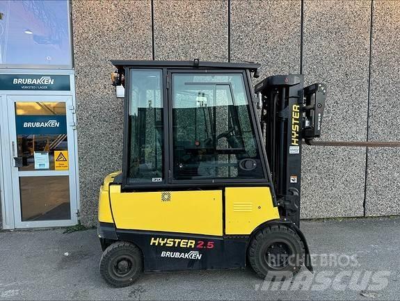 Hyster J2,5XN Dieselové vozíky