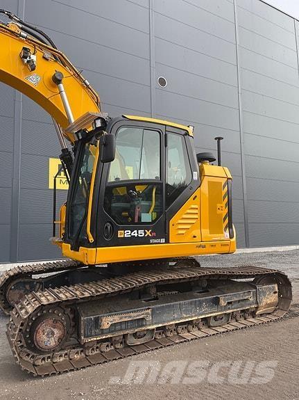 JCB 245XRL SV Pásové rýpadlá