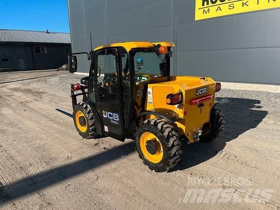 JCB 514-40 Teleskopické manipulátory