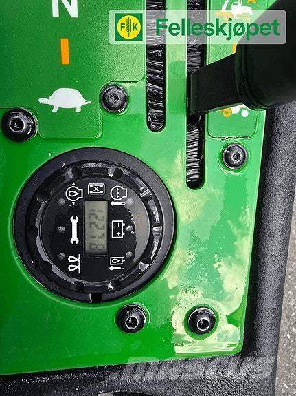 John Deere 1580 Komunálna technika - ostatné