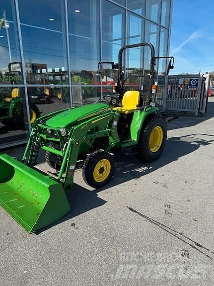 John Deere 3038E Traktory