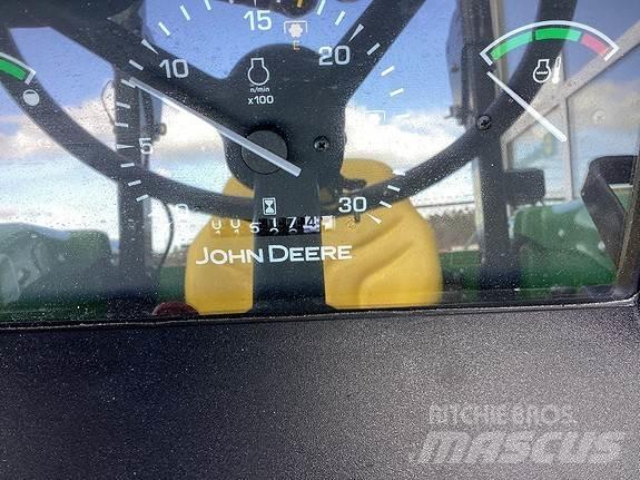 John Deere 5055E Traktory