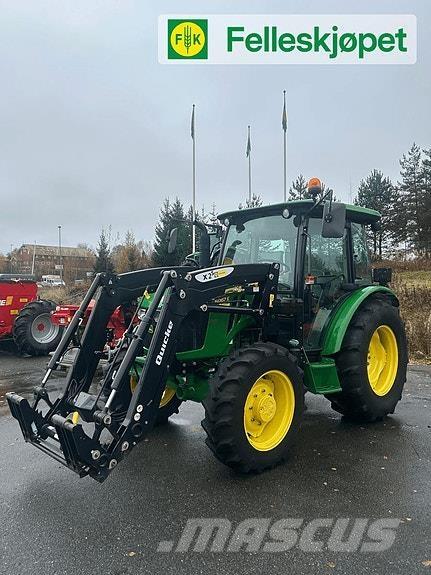 John Deere 5067E Traktory
