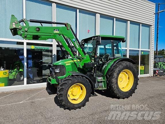 John Deere 5100R Traktory
