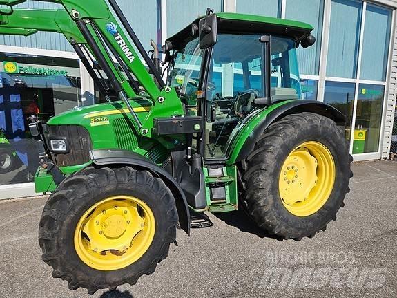John Deere 5100R Traktory