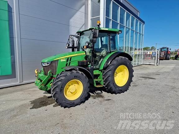 John Deere 5125R Traktory