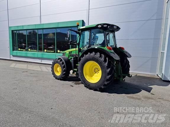 John Deere 5125R Traktory