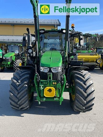 John Deere 6120M Traktory